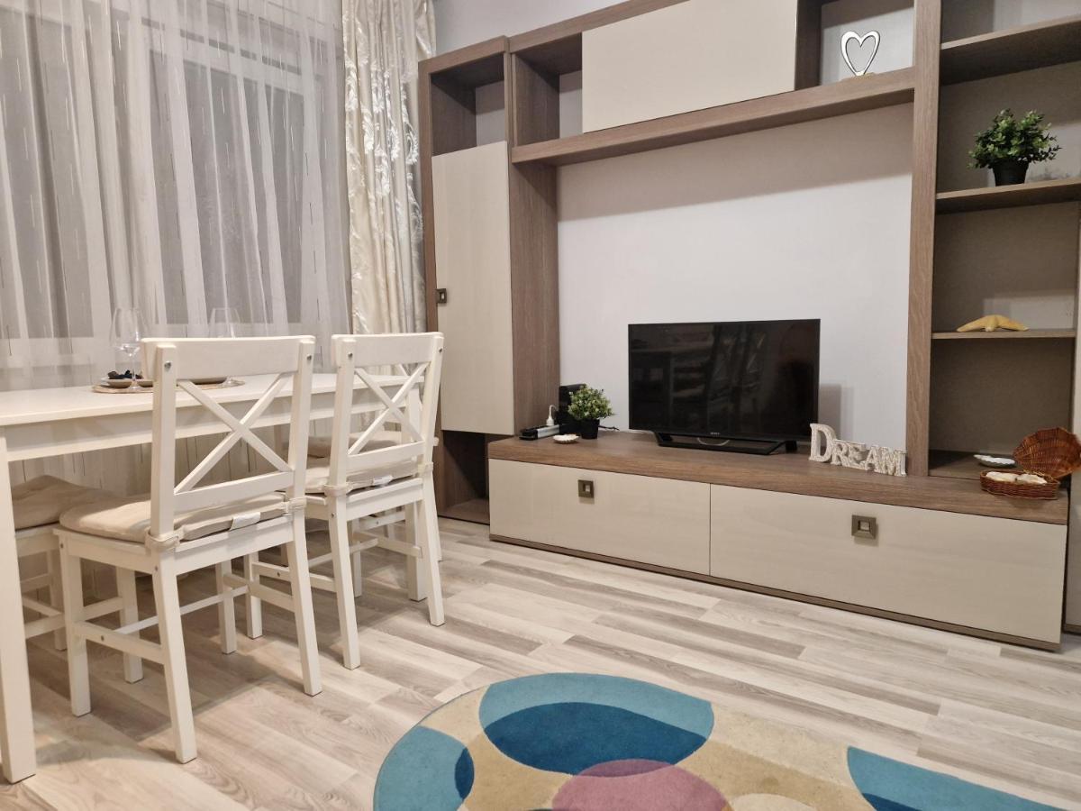 City Center Apartment บูคาเรสต์ ภายนอก รูปภาพ